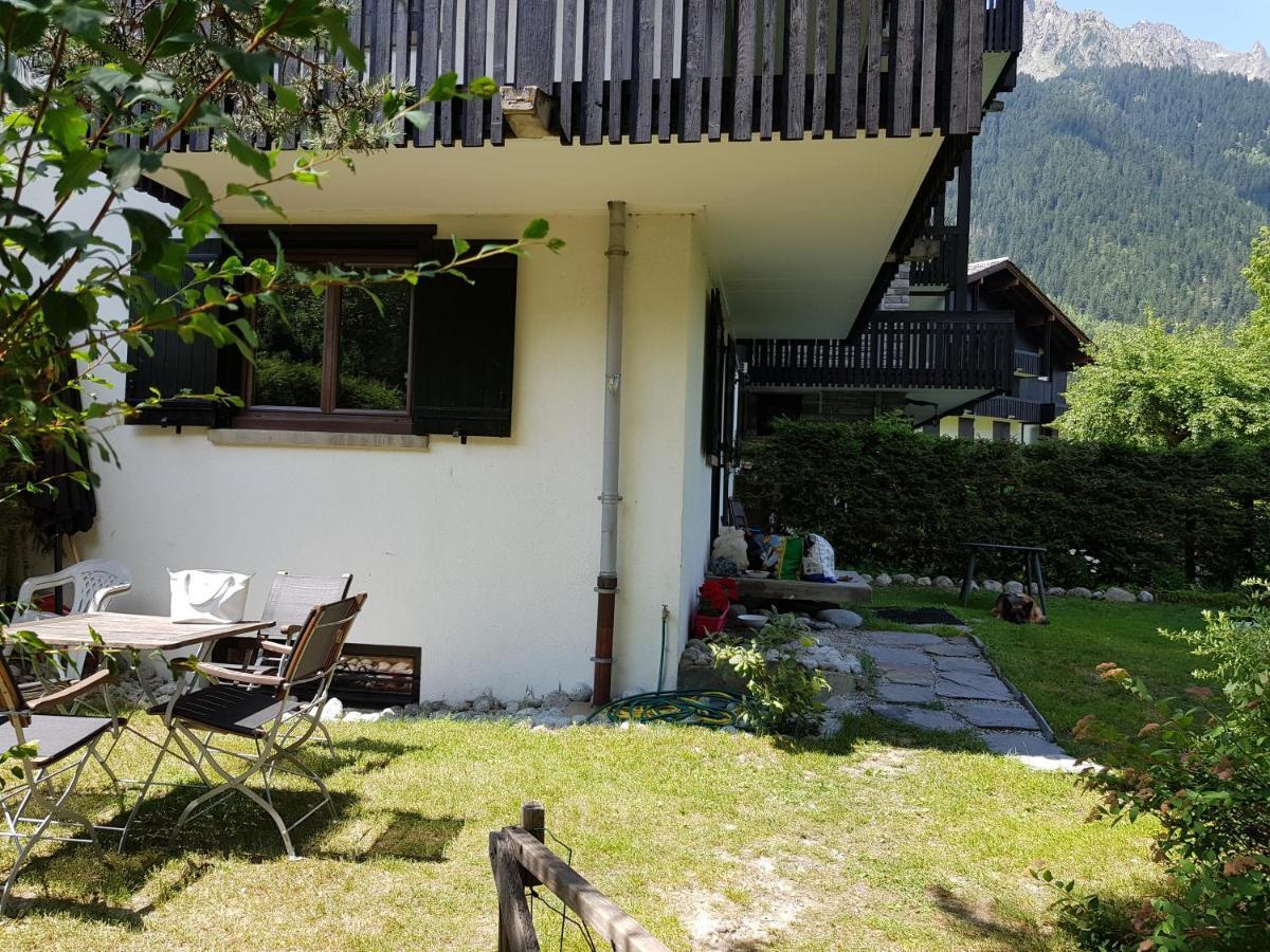 Bel Appartement , Son Jardin Et Le Lac Chamonix Exterior photo